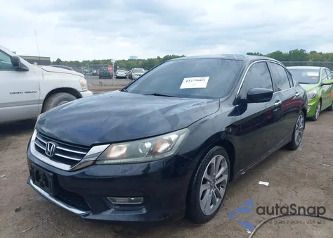 2013 Honda Accord Sport z USA, uszkodzony, nr VIN 1HGCR2F5XDA003068
